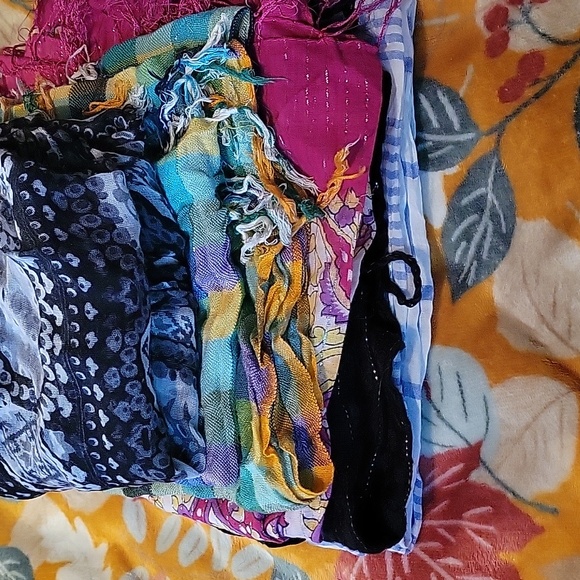 5 Scarves - Picture 2 of 2